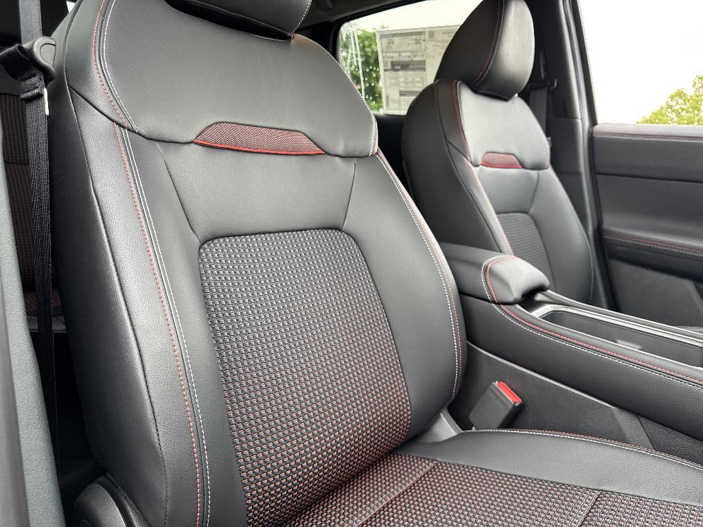 new 2025 Nissan Kicks car, priced at $27,331