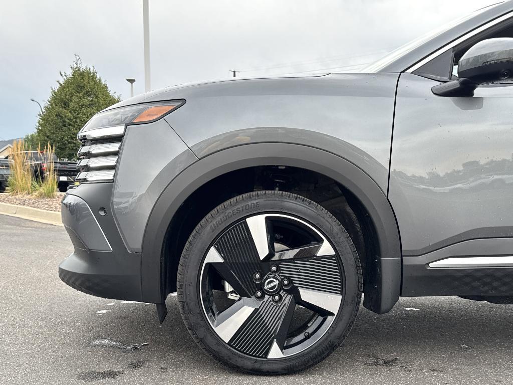 new 2025 Nissan Kicks car, priced at $27,331