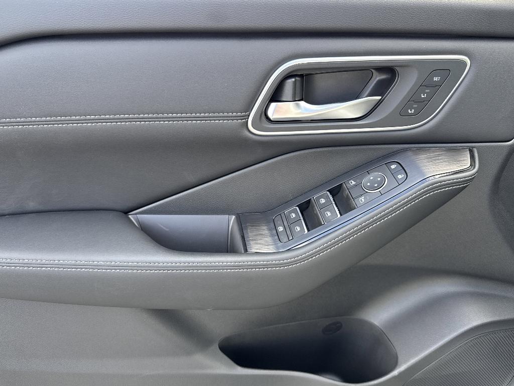 new 2026 Nissan Rogue car, priced at $39,251