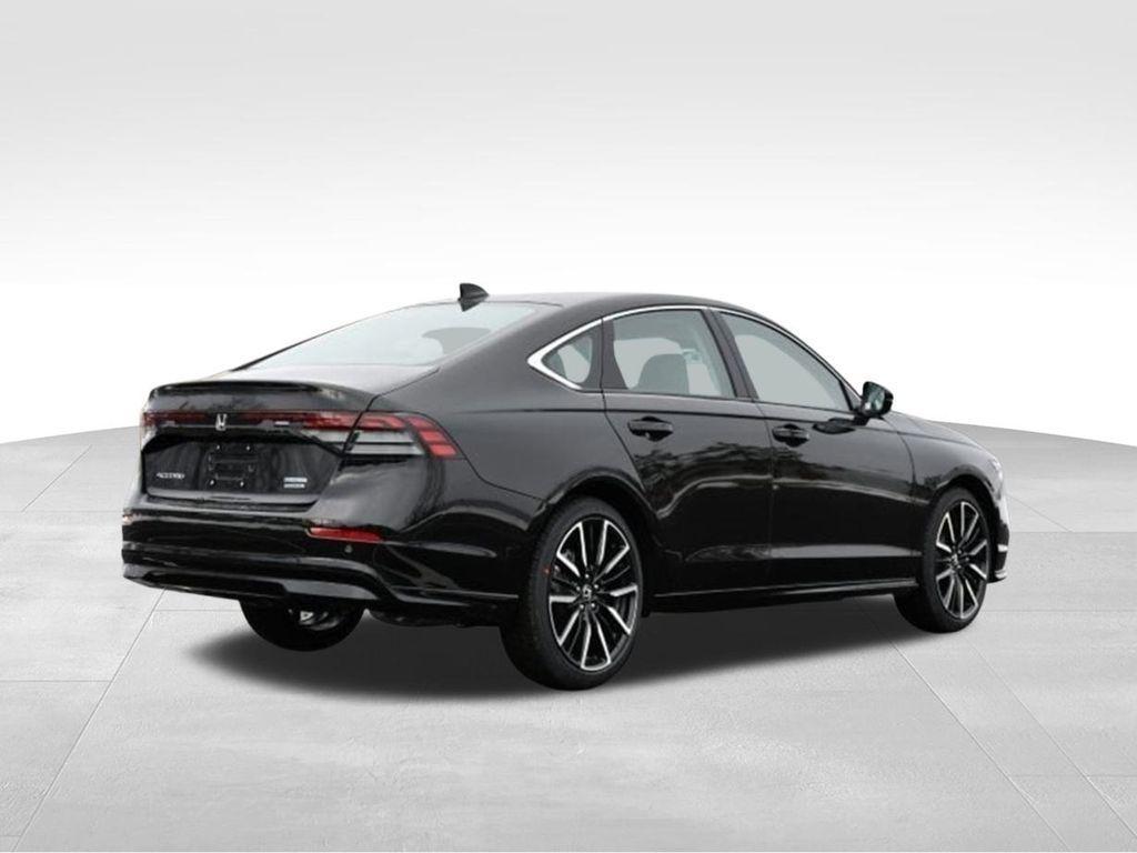 new 2026 Honda Accord Hybrid car, priced at $37,846