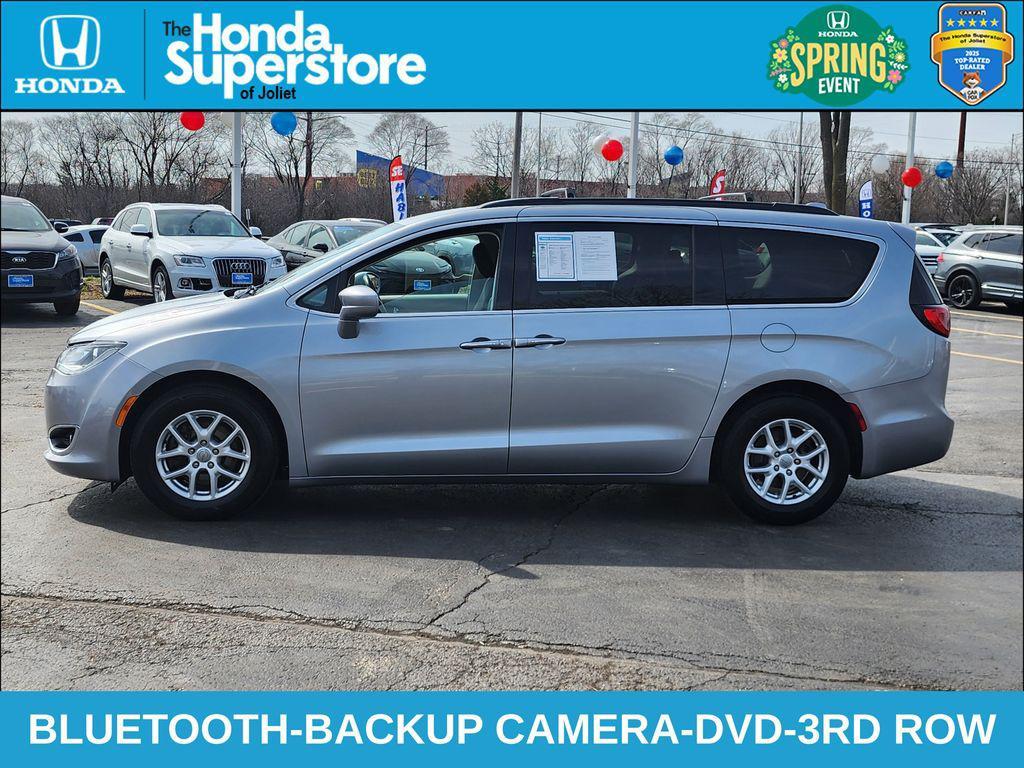 used 2020 Chrysler Pacifica car, priced at $15,955