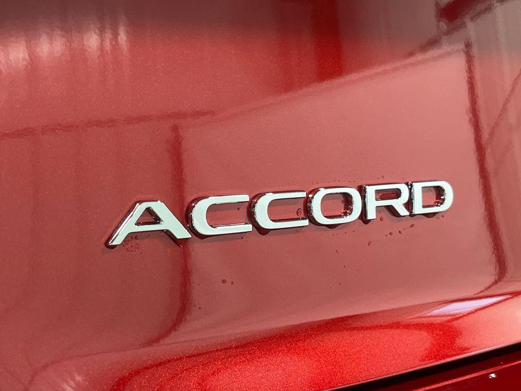 new 2025 Honda Accord Hybrid car, priced at $35,116