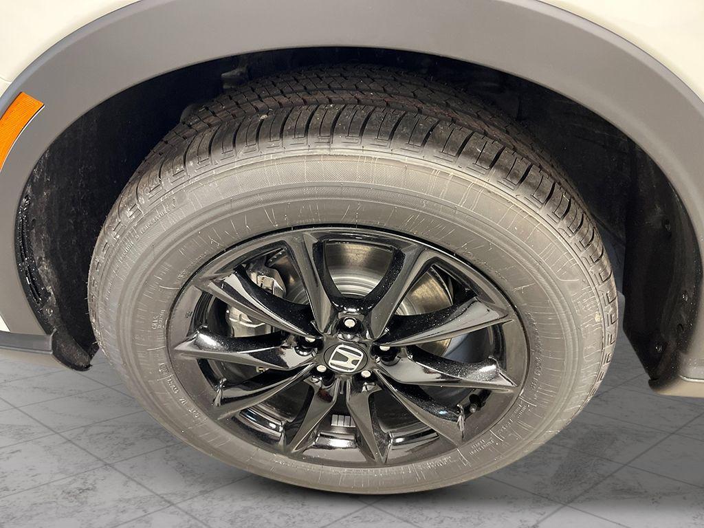 new 2026 Honda CR-V Hybrid car, priced at $40,498