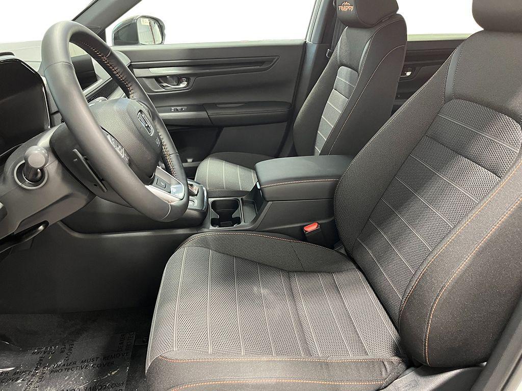 new 2026 Honda CR-V Hybrid car, priced at $40,705