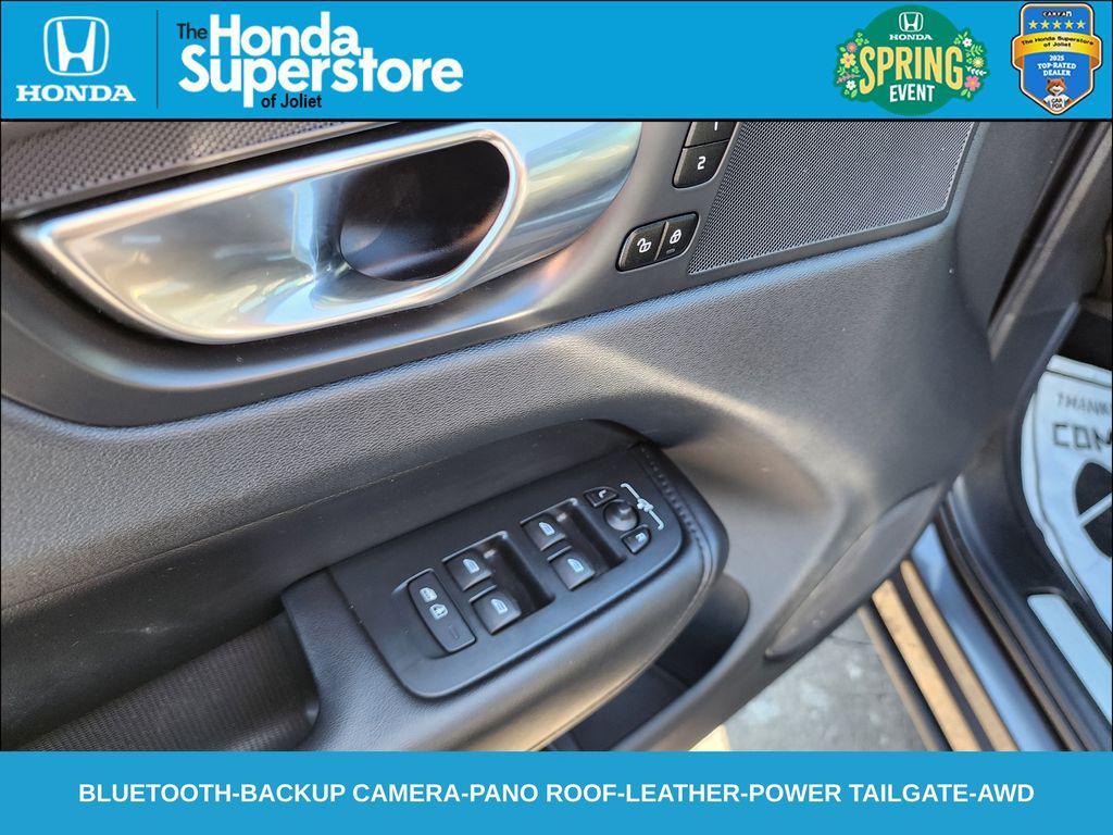 used 2023 Volvo XC60 car, priced at $29,488