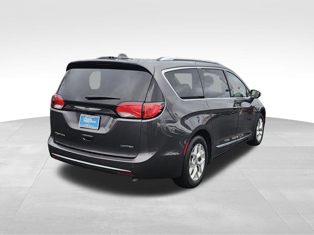 used 2020 Chrysler Pacifica car, priced at $17,793