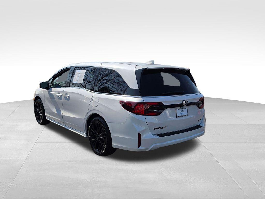 used 2026 Honda Odyssey car, priced at $41,950