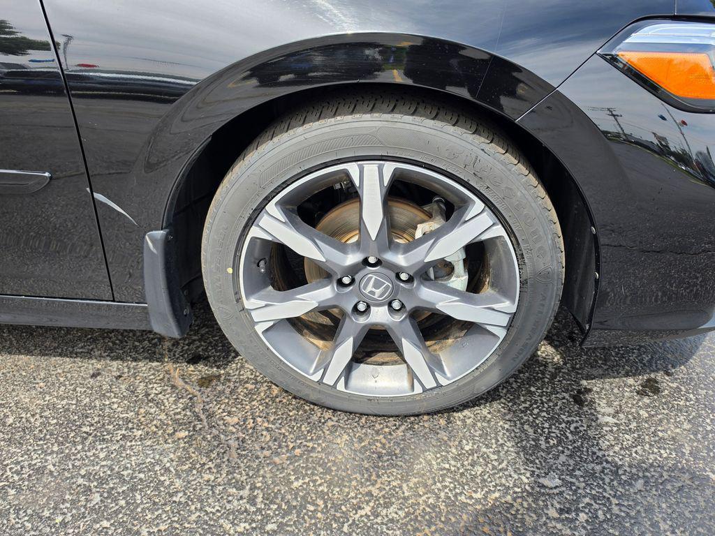 used 2025 Honda Civic Hybrid car, priced at $29,367