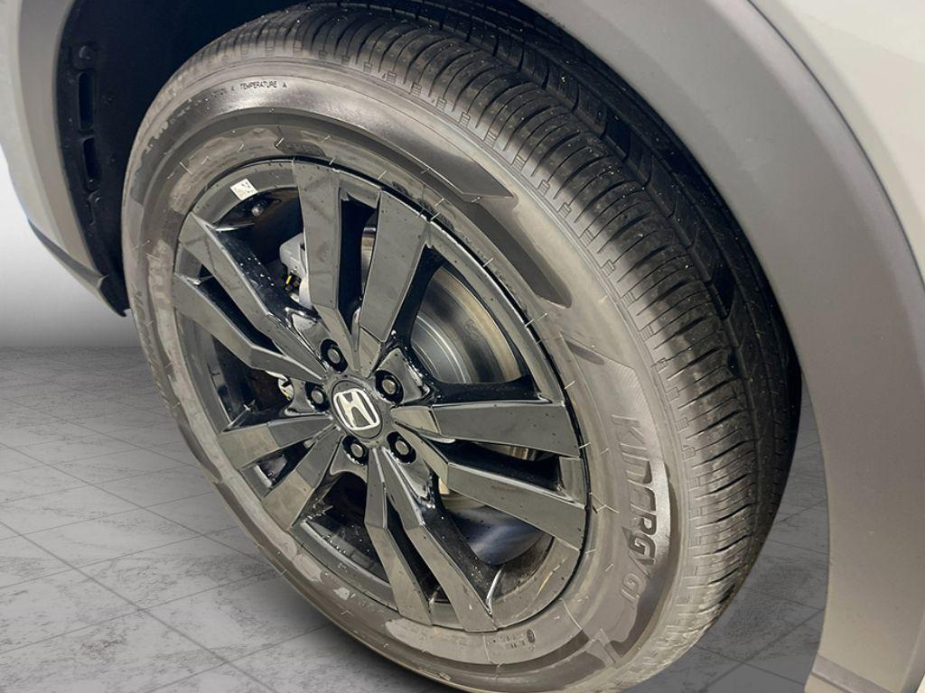 new 2026 Honda HR-V car, priced at $30,283