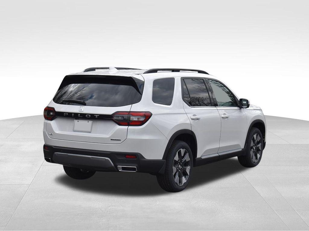 new 2026 Honda Pilot car, priced at $49,082