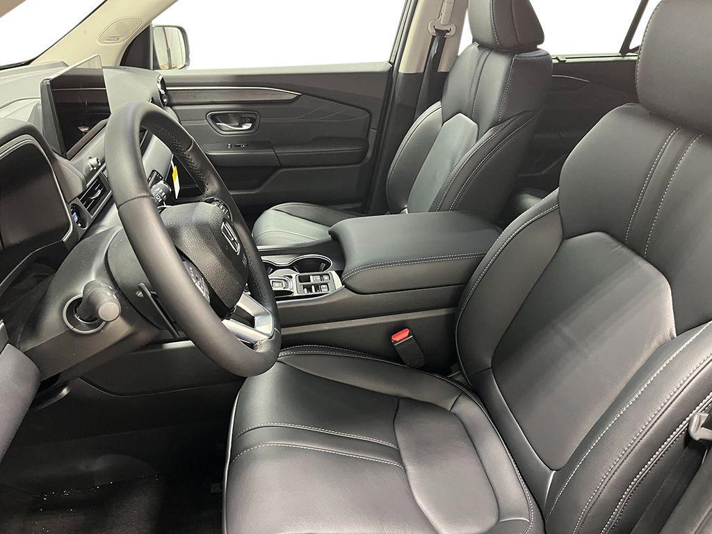new 2026 Honda Pilot car, priced at $49,082