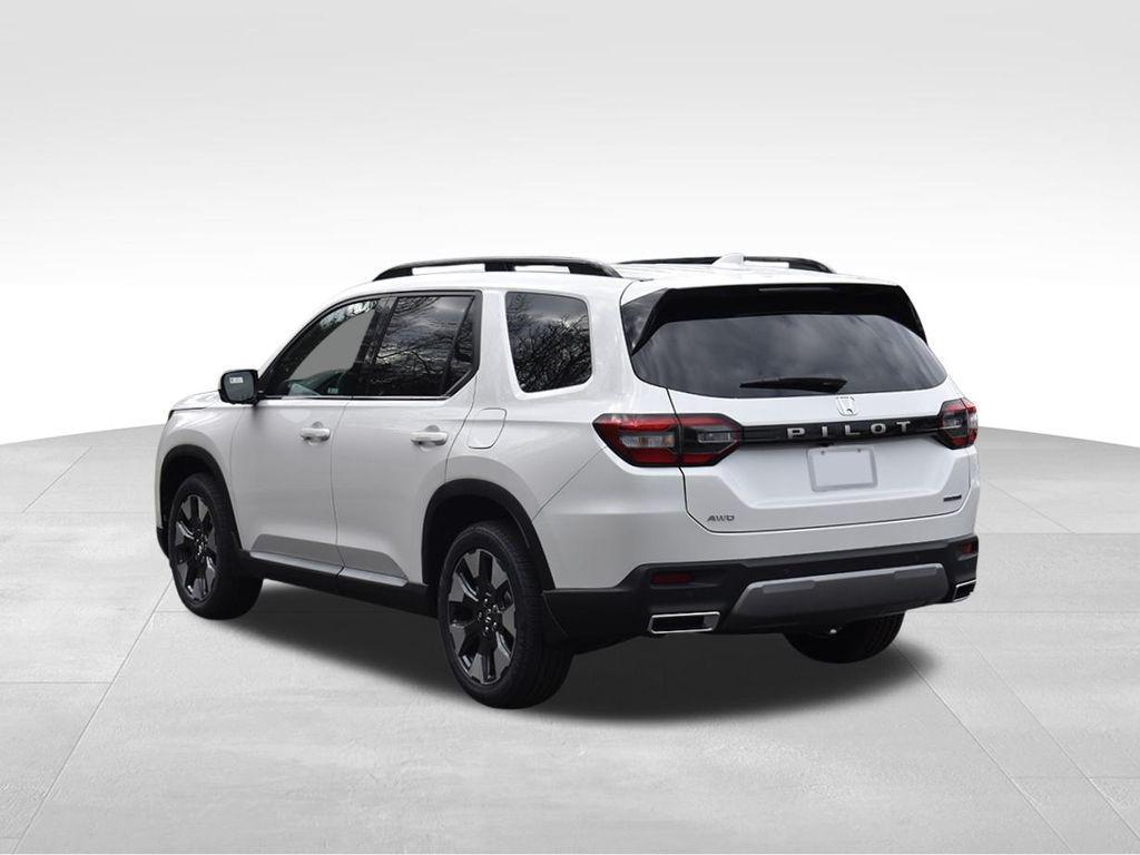 new 2026 Honda Pilot car, priced at $49,082