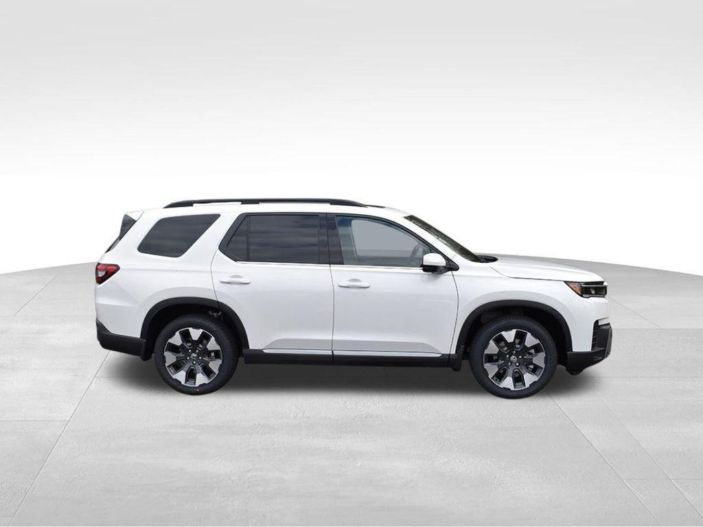 new 2026 Honda Pilot car, priced at $49,082