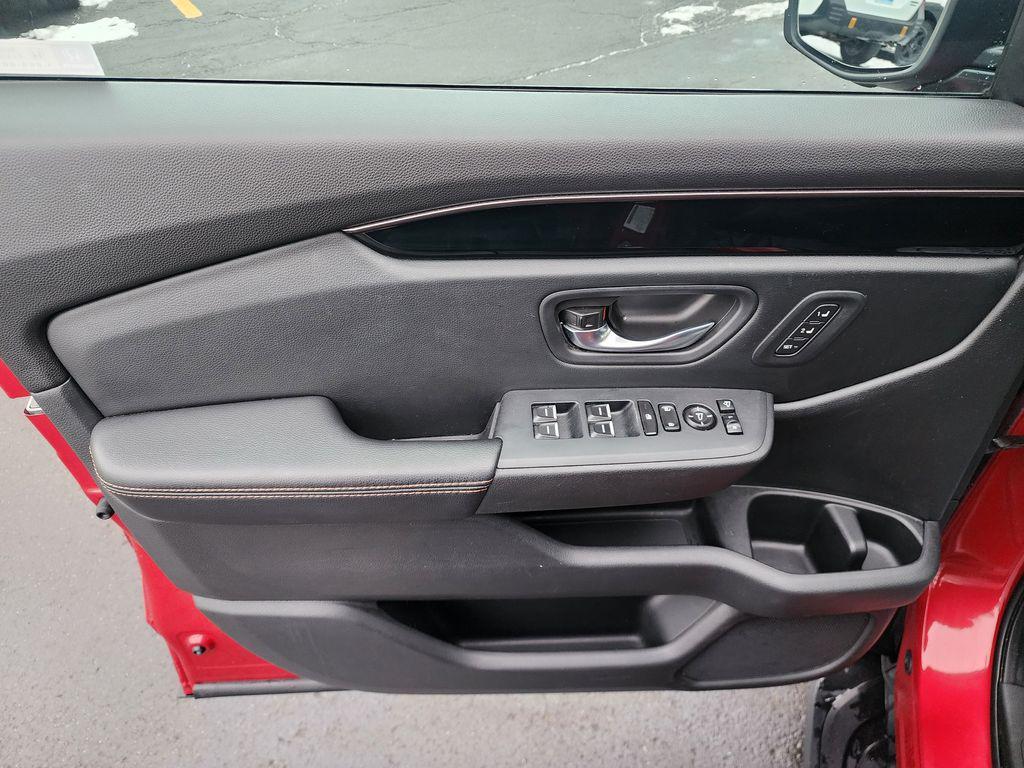 used 2023 Honda Pilot car, priced at $40,500