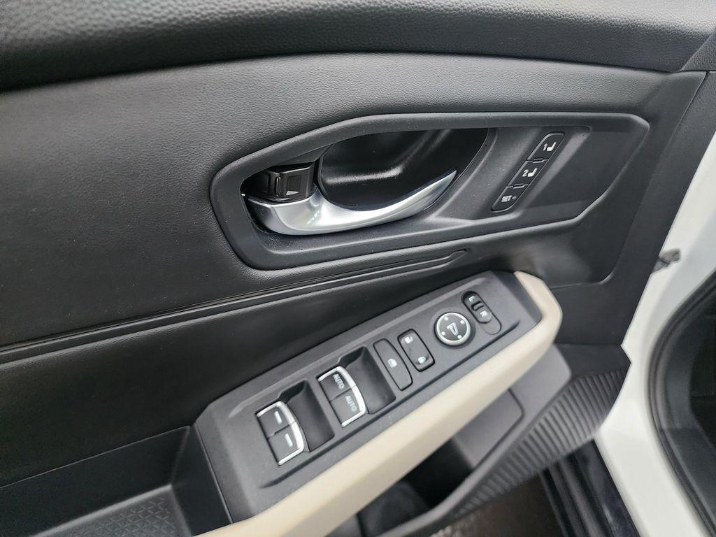 used 2023 Honda Accord Hybrid car, priced at $24,296