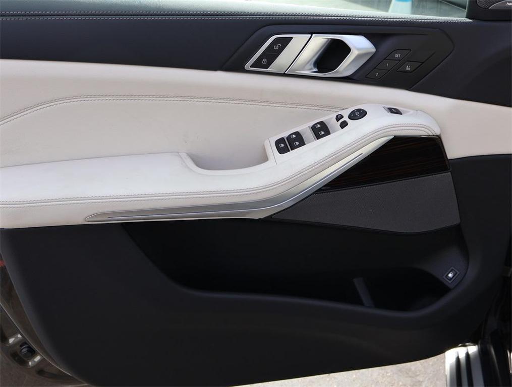 new 2025 BMW X5 PHEV car, priced at $88,120