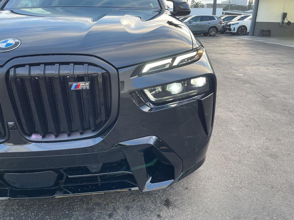 new 2026 BMW X7 car, priced at $127,045