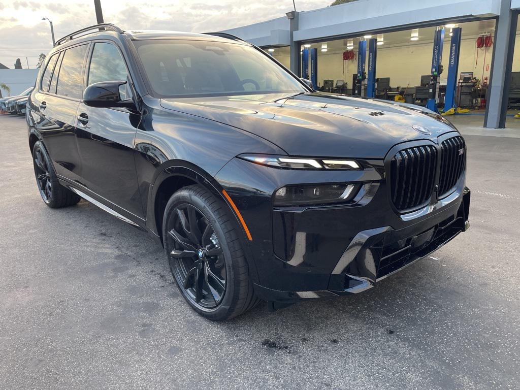 new 2026 BMW X7 car, priced at $127,045