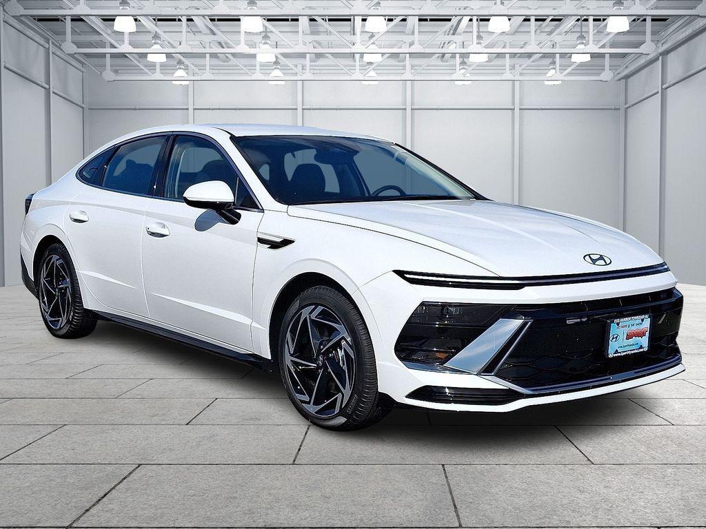 new 2026 Hyundai Sonata car, priced at $31,335