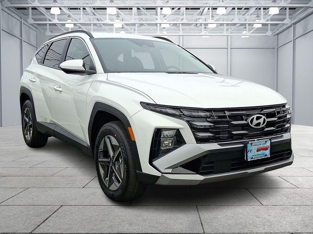 new 2026 Hyundai Tucson car, priced at $35,000