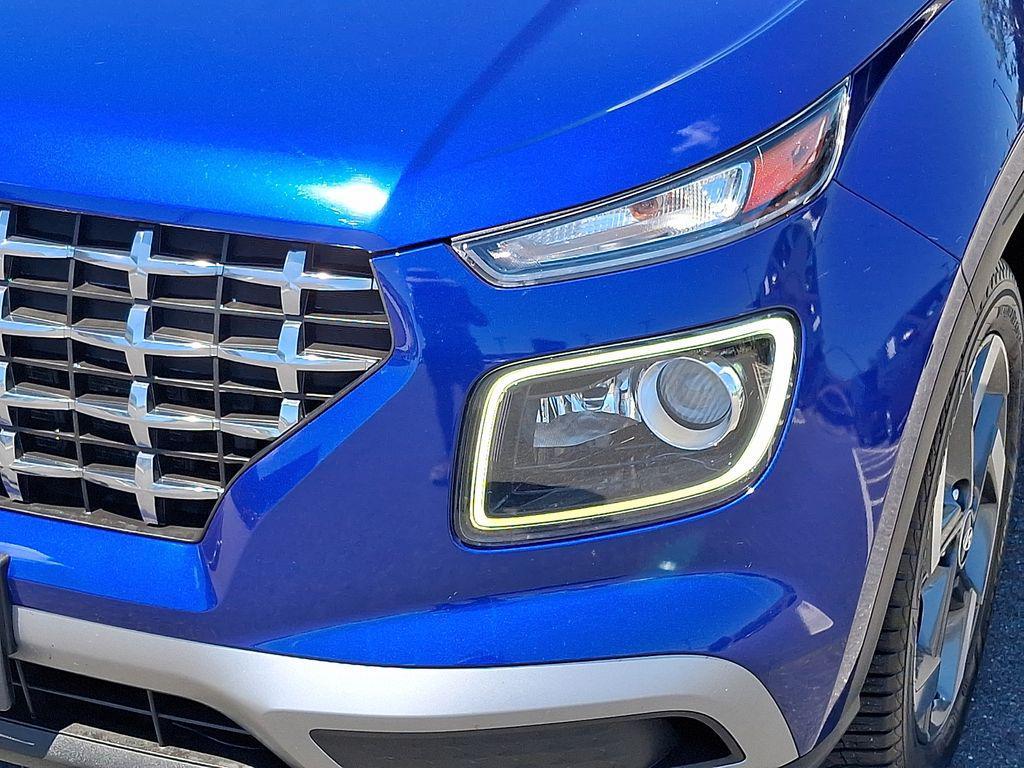 used 2022 Hyundai Venue car, priced at $13,995
