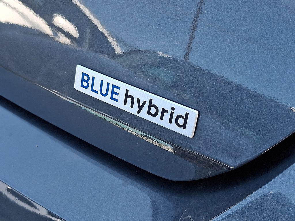 new 2026 Hyundai ELANTRA HEV car, priced at $26,935