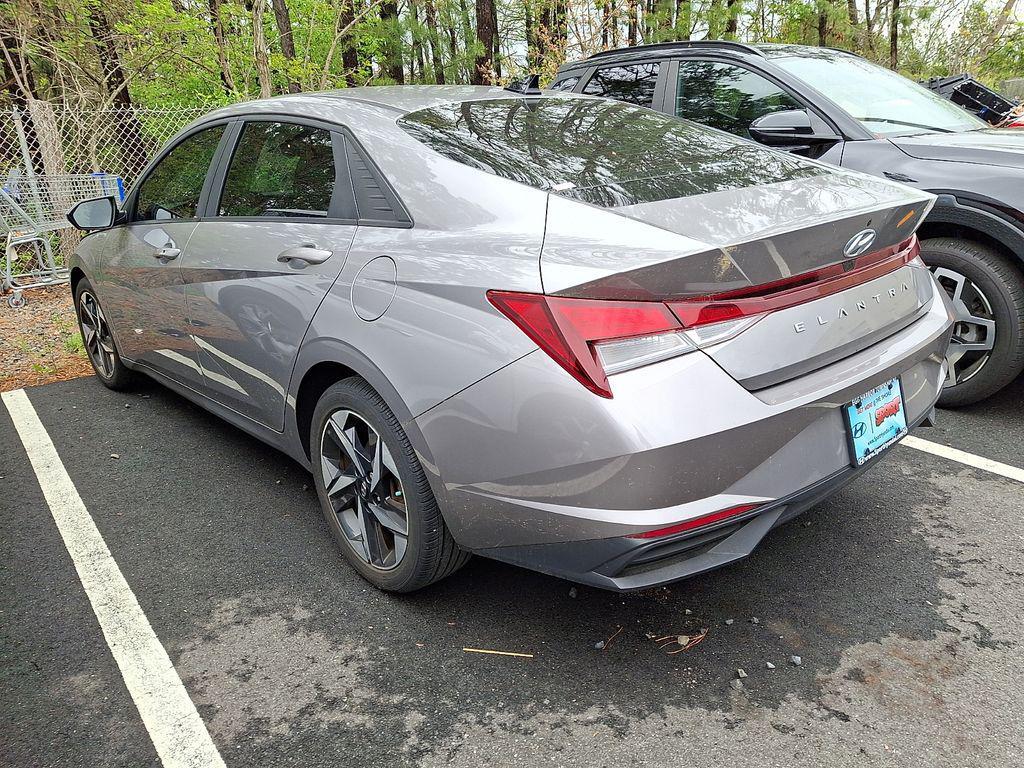 used 2023 Hyundai Elantra car