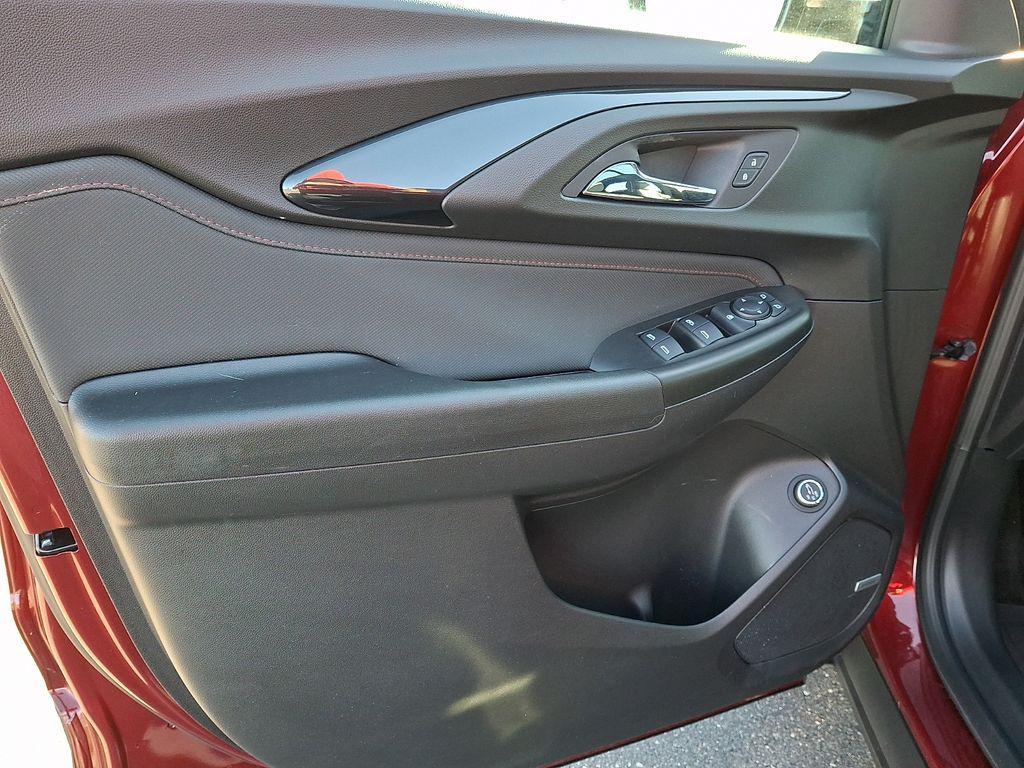 used 2022 Chevrolet TrailBlazer car, priced at $24,876