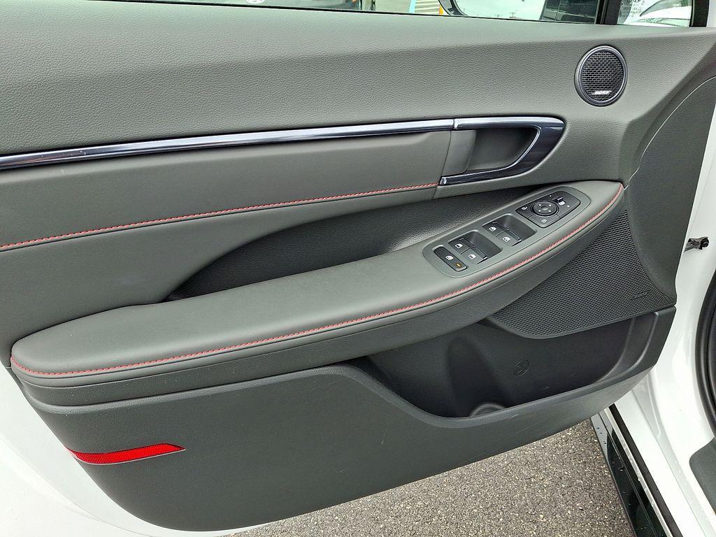 used 2023 Hyundai Sonata car, priced at $26,296