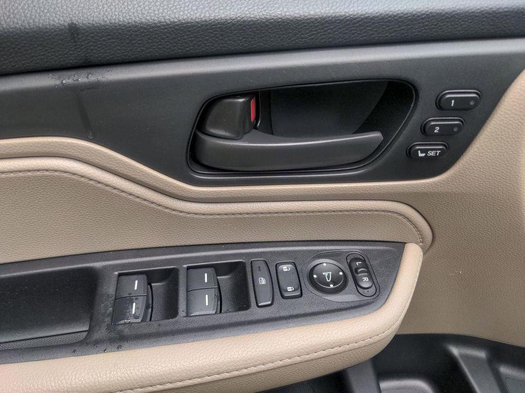 used 2020 Honda Odyssey car, priced at $27,794