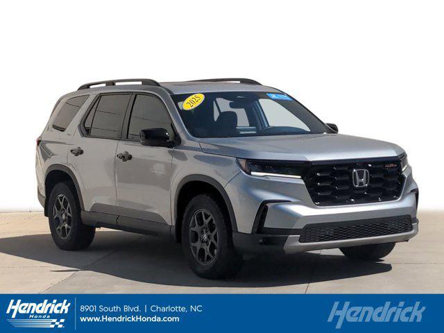 used 2025 Honda Pilot car, priced at $45,995