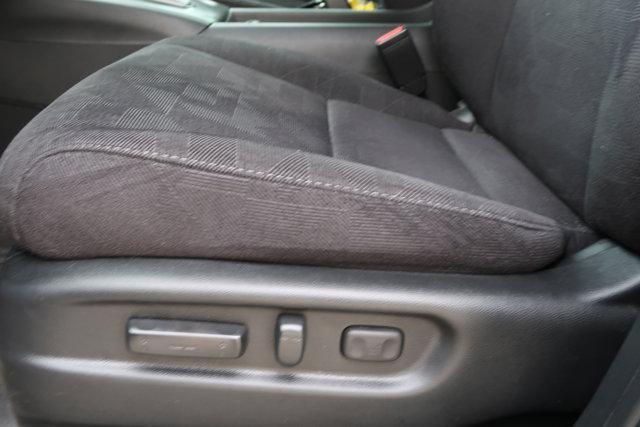 used 2022 Honda Pilot car, priced at $29,995