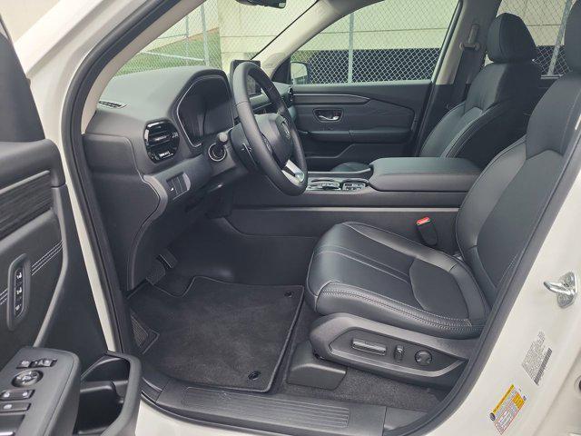 new 2026 Honda Pilot car, priced at $53,795