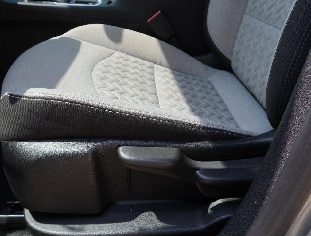 used 2023 Chevrolet Equinox car, priced at $20,794