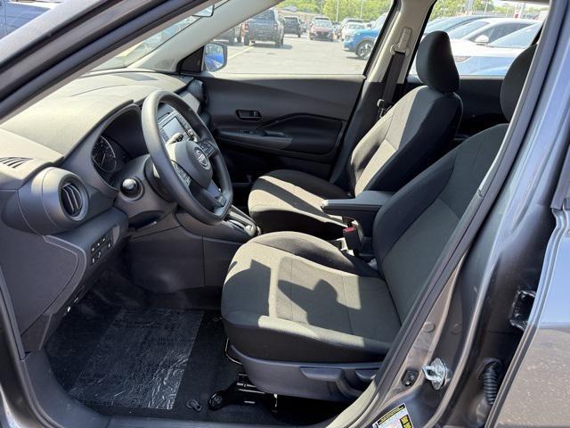 new 2025 Nissan Kicks car, priced at $21,679