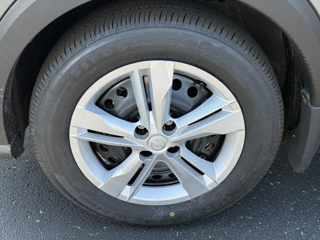 new 2025 Nissan Kicks car, priced at $21,679