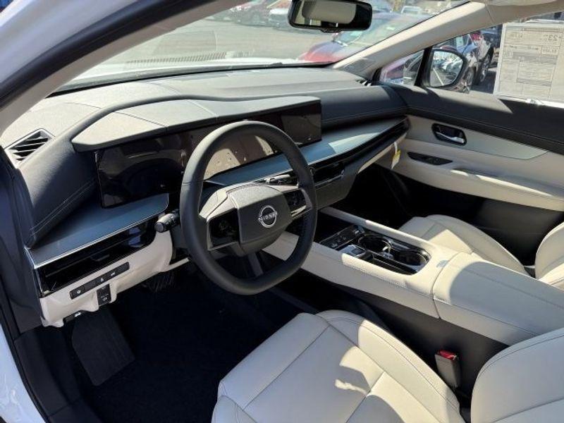 new 2025 Nissan Murano car, priced at $45,291