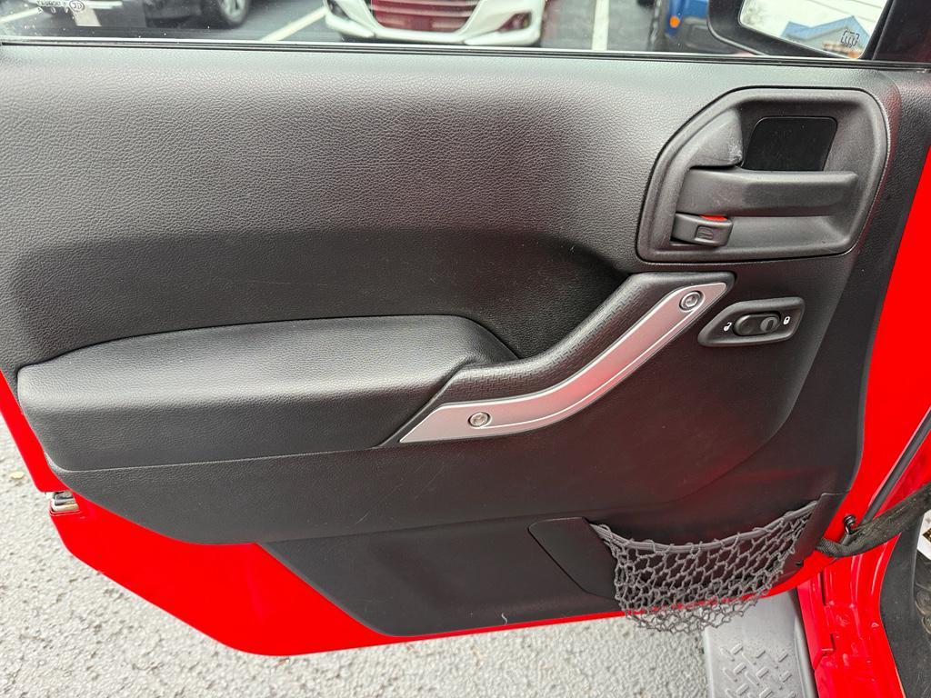 used 2015 Jeep Wrangler Unlimited car, priced at $17,995