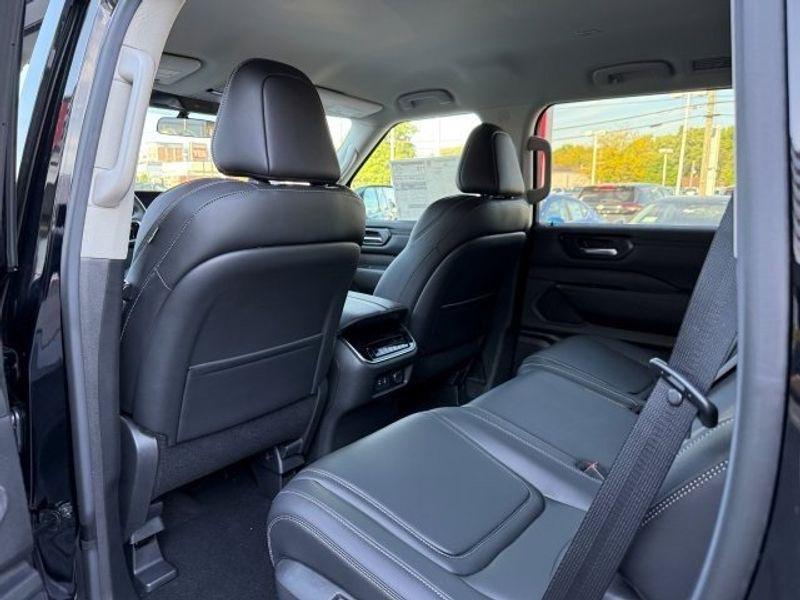 new 2026 Nissan Armada car, priced at $58,039