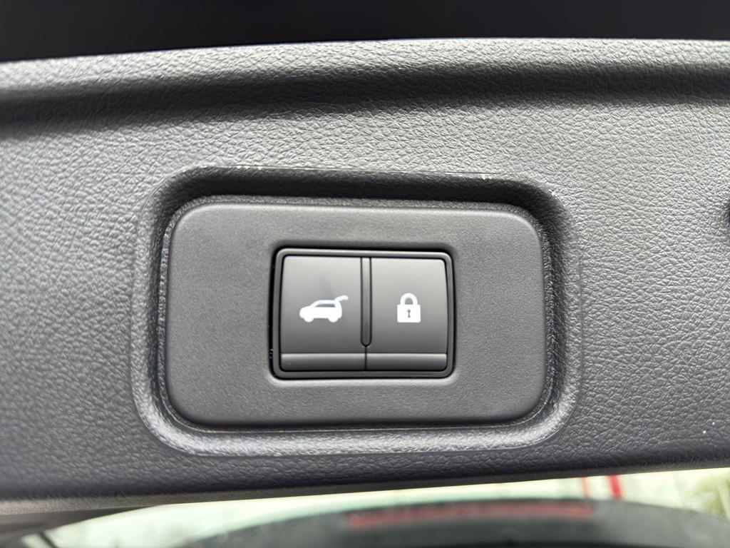 new 2025 Nissan Pathfinder car, priced at $40,395