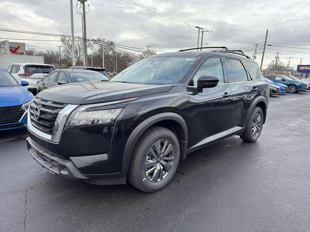 new 2025 Nissan Pathfinder car, priced at $40,395