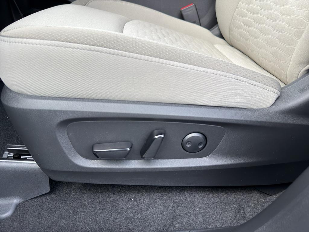 new 2025 Nissan Pathfinder car, priced at $40,395