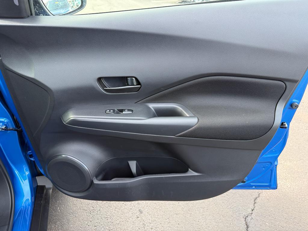 new 2025 Nissan Kicks car, priced at $23,995