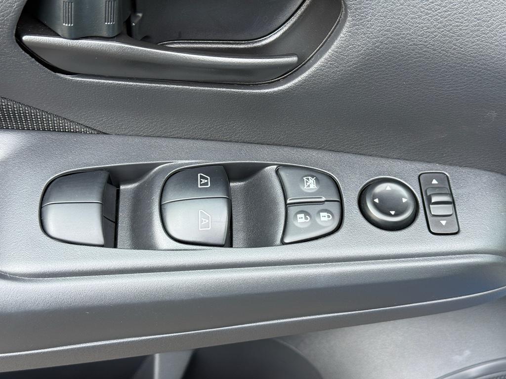 new 2025 Nissan Kicks car, priced at $23,995