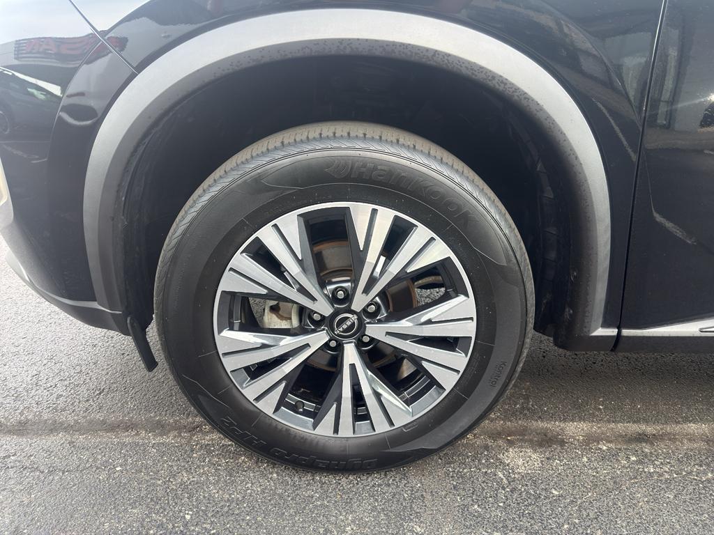 used 2023 Nissan Rogue car, priced at $22,995