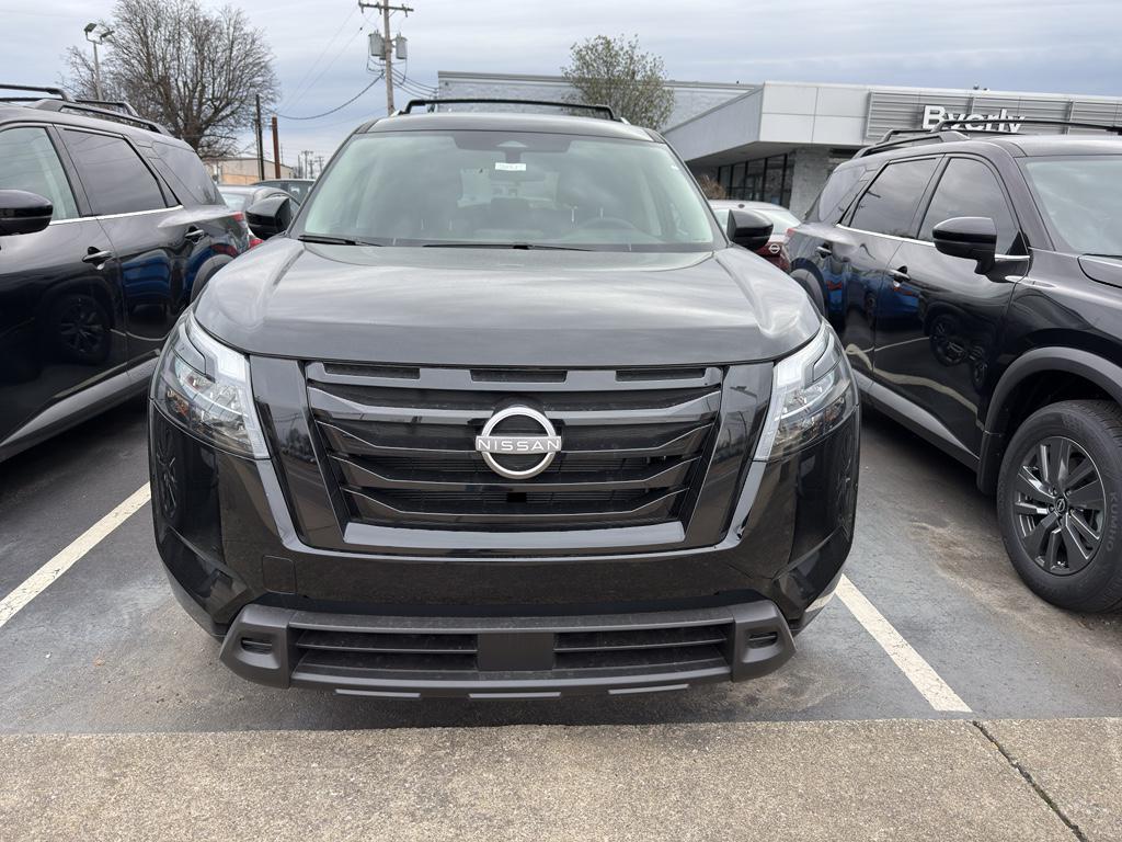 new 2025 Nissan Pathfinder car, priced at $42,570
