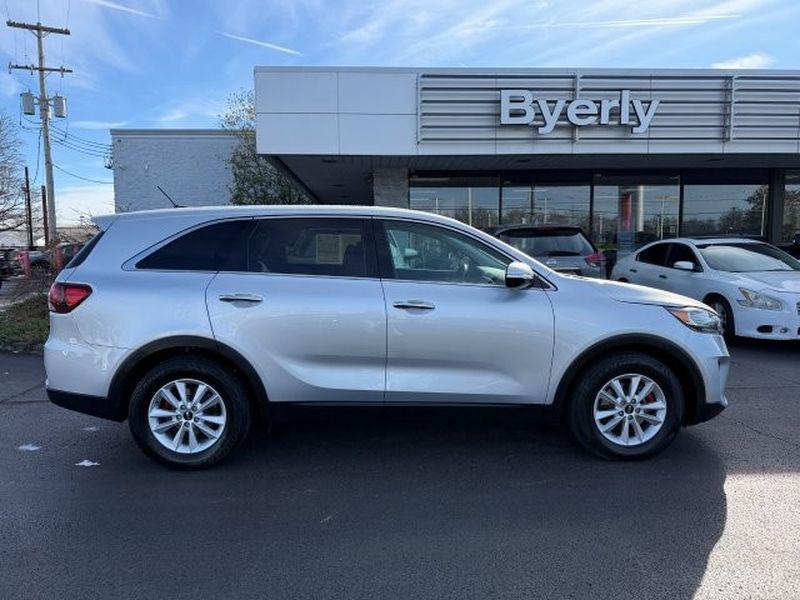 used 2020 Kia Sorento car, priced at $12,890