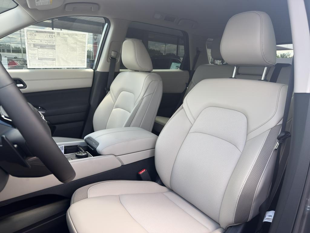 new 2026 Nissan Pathfinder car, priced at $39,968