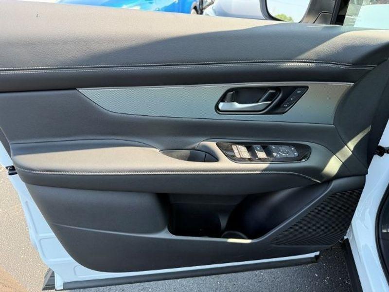 new 2025 Nissan Murano car, priced at $45,291