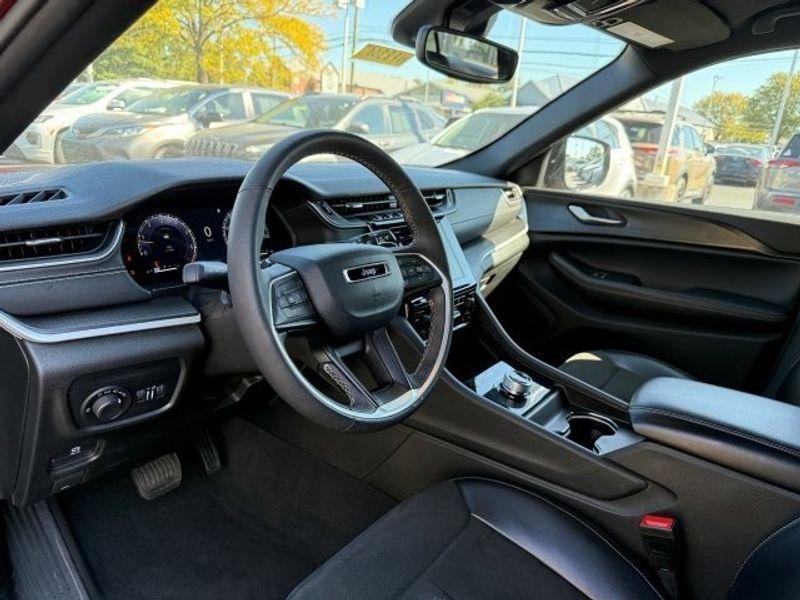 used 2023 Jeep Grand Cherokee car, priced at $26,995